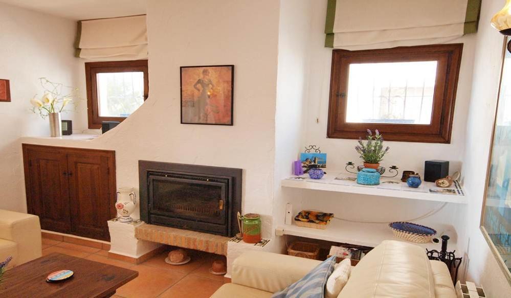 6 Persoons Bungalow Met Gemeenschapelijk Zwembad เบนีตาเชลล์ ภายนอก รูปภาพ