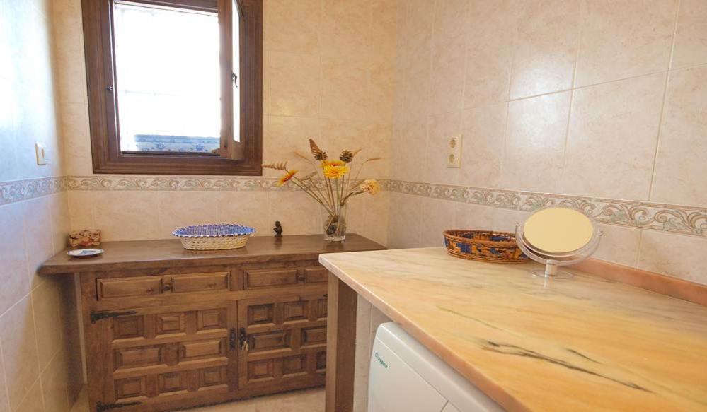 6 Persoons Bungalow Met Gemeenschapelijk Zwembad เบนีตาเชลล์ ภายนอก รูปภาพ