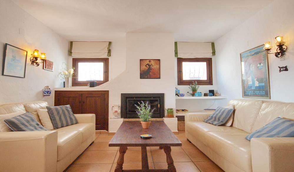6 Persoons Bungalow Met Gemeenschapelijk Zwembad เบนีตาเชลล์ ภายนอก รูปภาพ